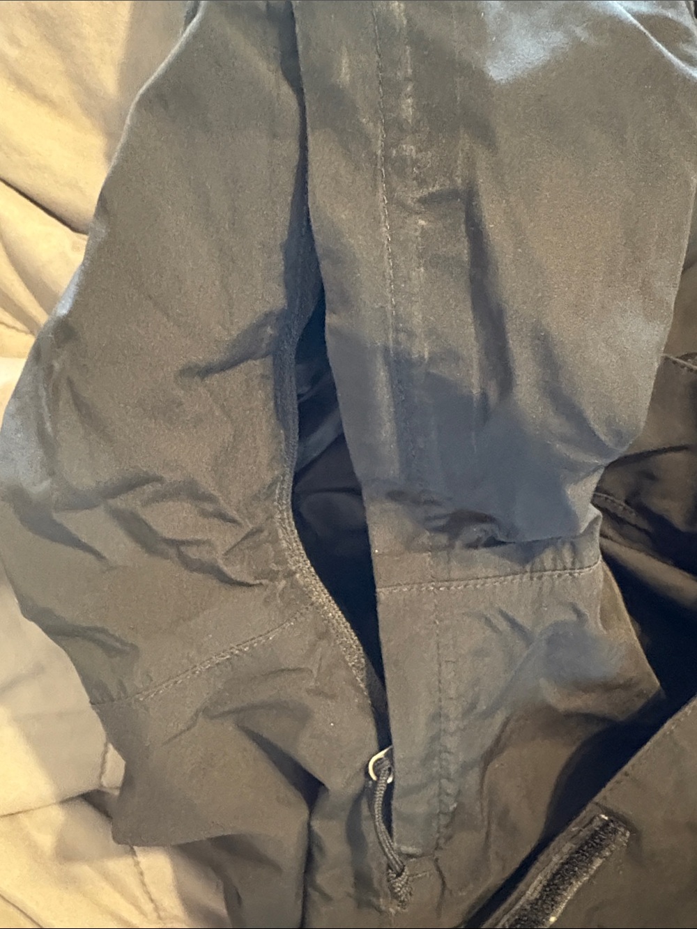 The North Face Black Hooded Shell Jacket - Picture 11 of 13